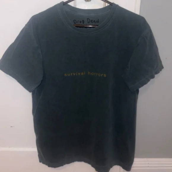 Dropdead survival horrors graphic textured tshirt size M - Picture 2 of 3